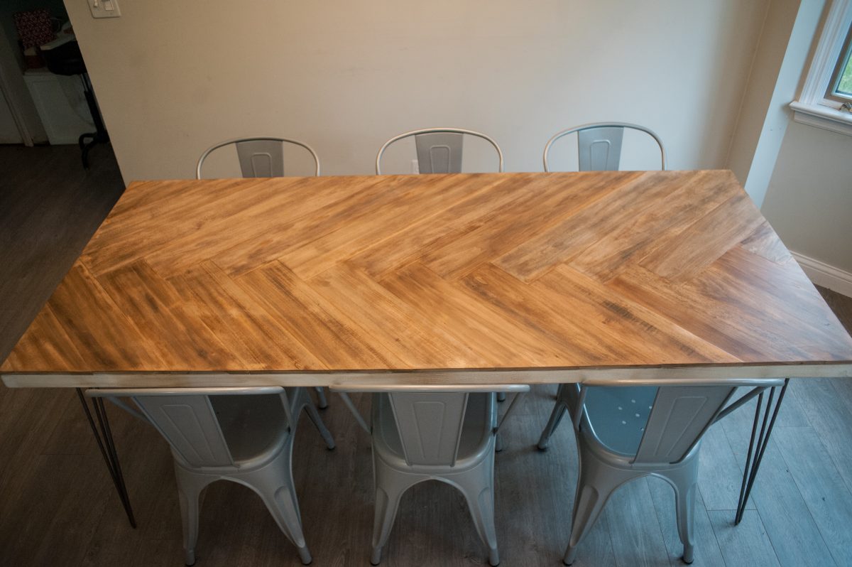 diy herringbone table by our bright road